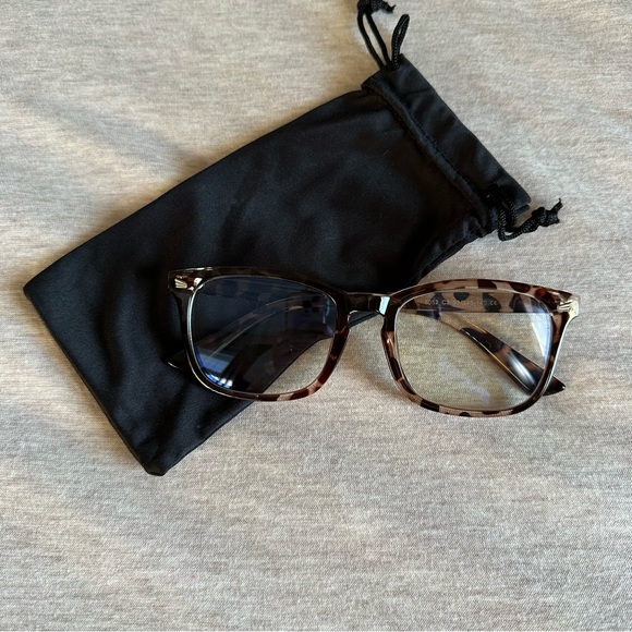 NWOT Blue Light Glasses With Soft Bag Case (Non-Prescription) - Picture 6 of 6